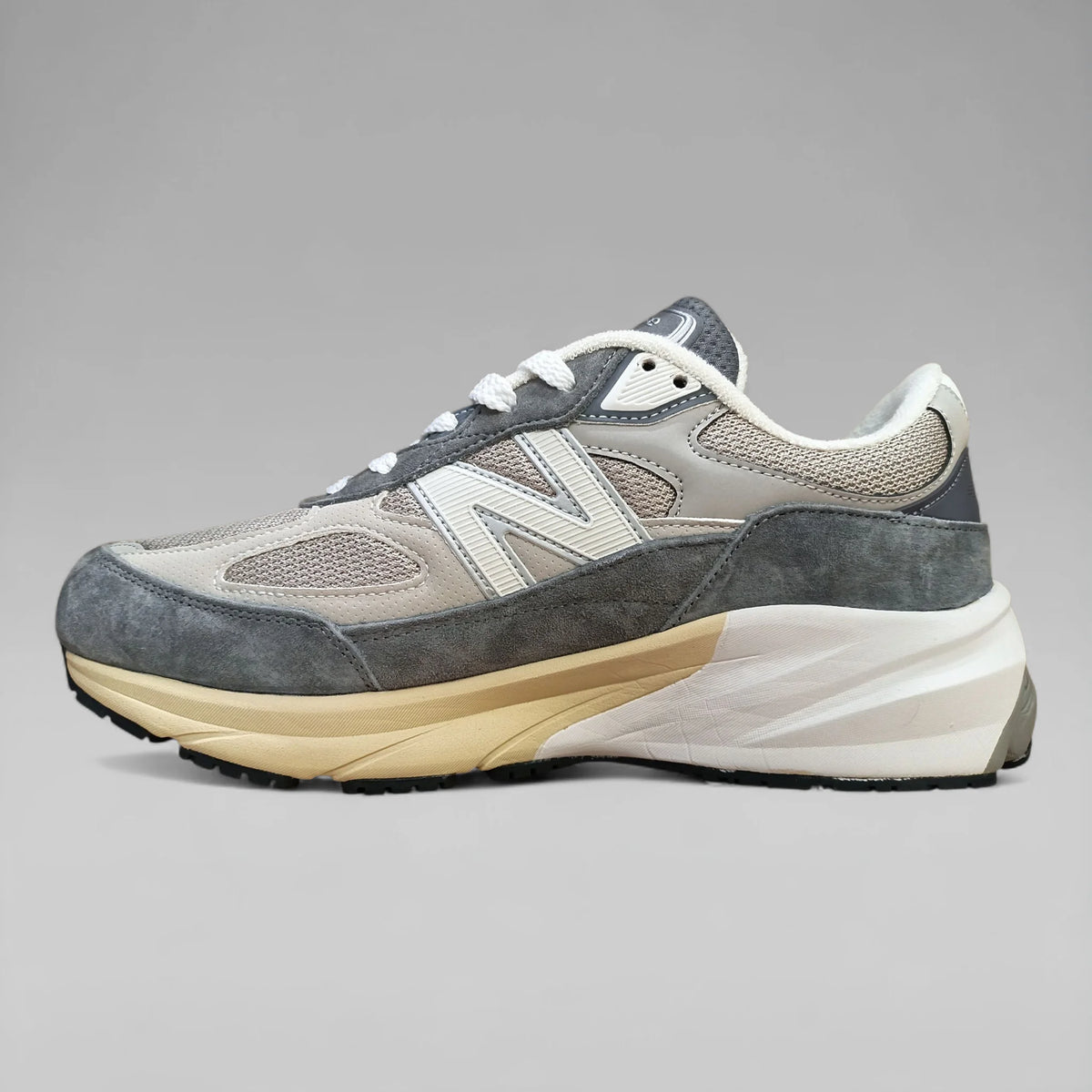 New Balance Men Casual Shoes Castlerock Moonrock 990 V6