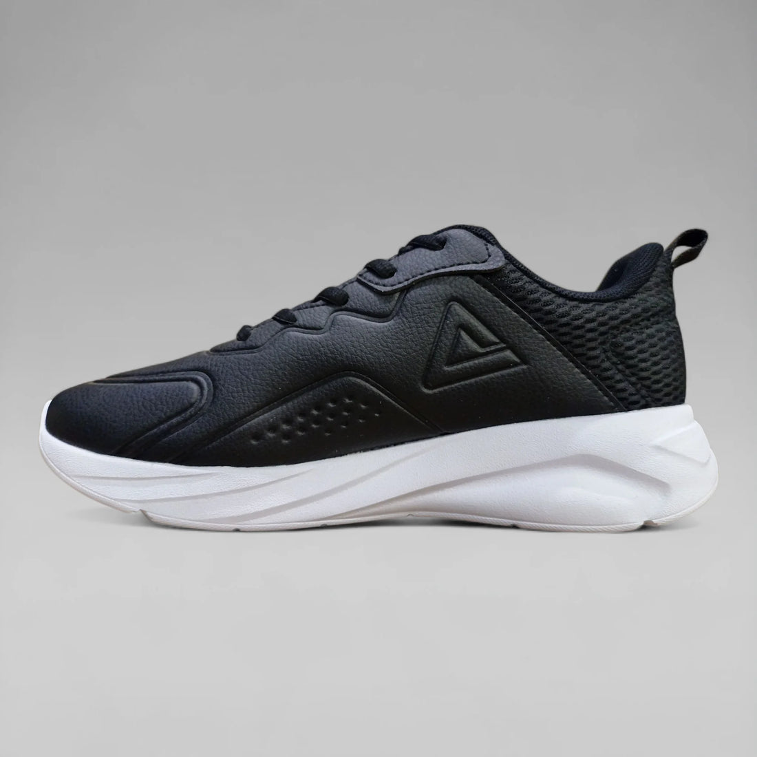 Peak Women Walking Shoes P-Motive Black White E234598J