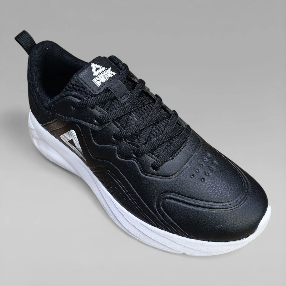 Peak Women Walking Shoes P-Motive Black White E234598J