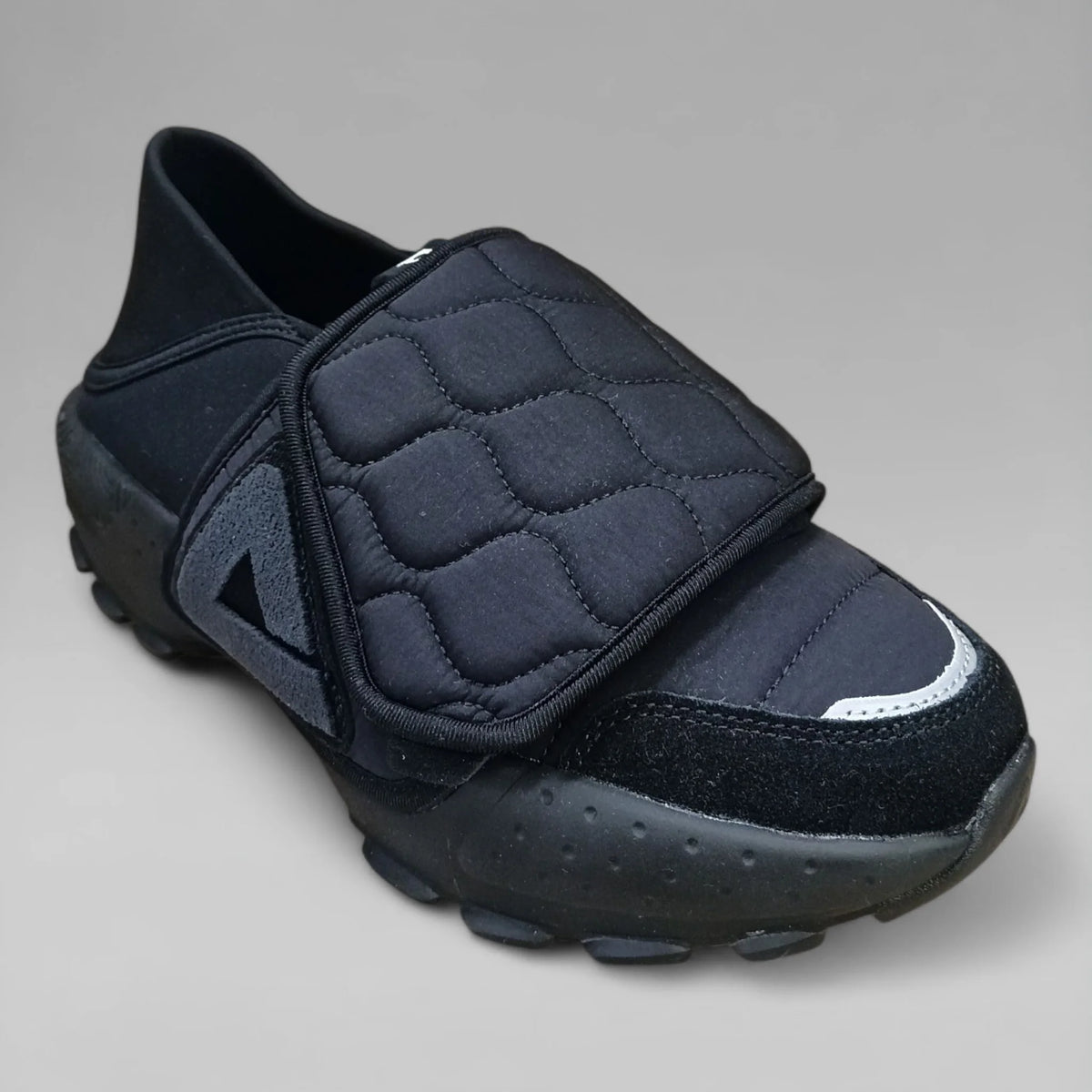 Peak Unisex Casual Shoes Taichi Trong 2in1 All Black ET24517E