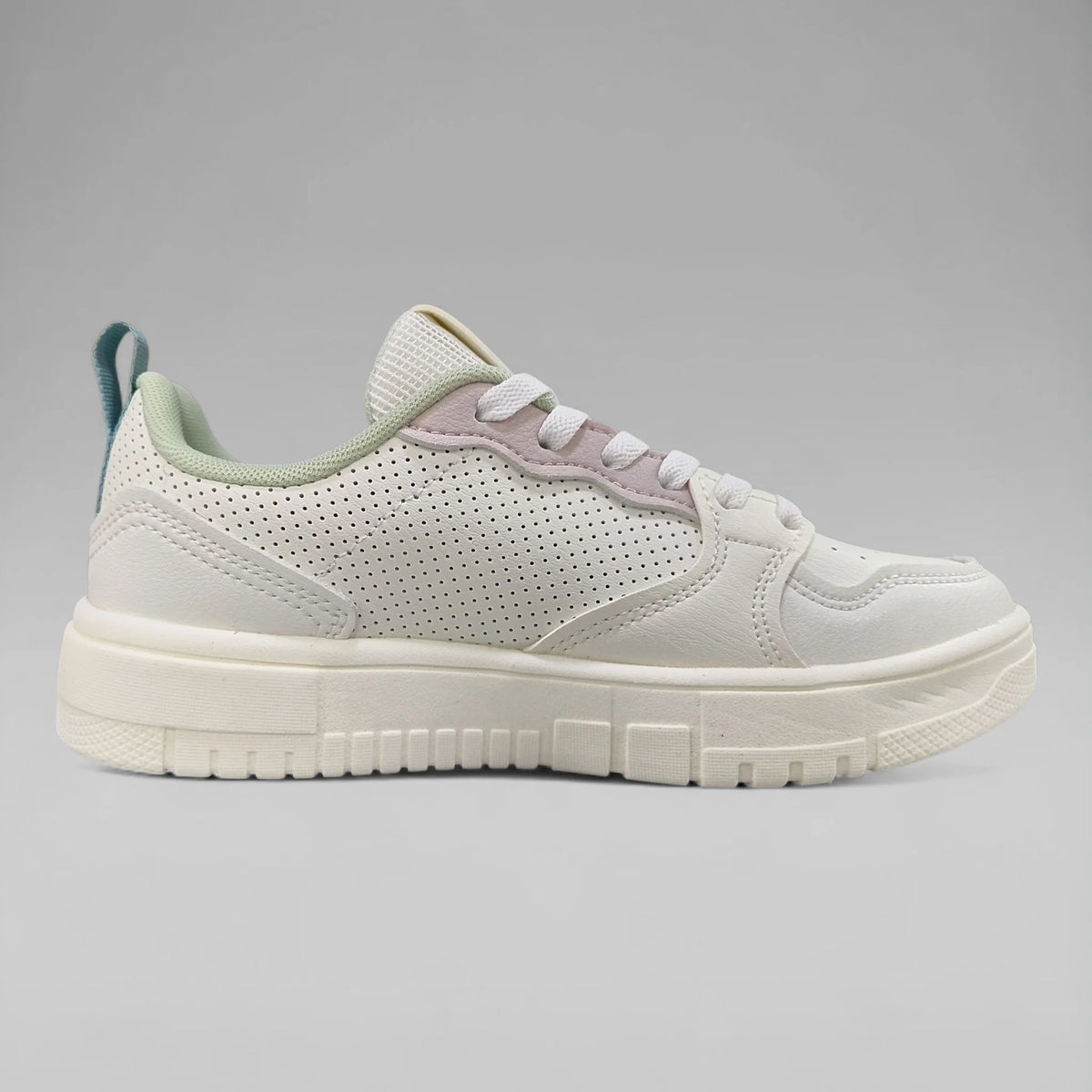 Peak Women Casual Shoes Beige E232022B