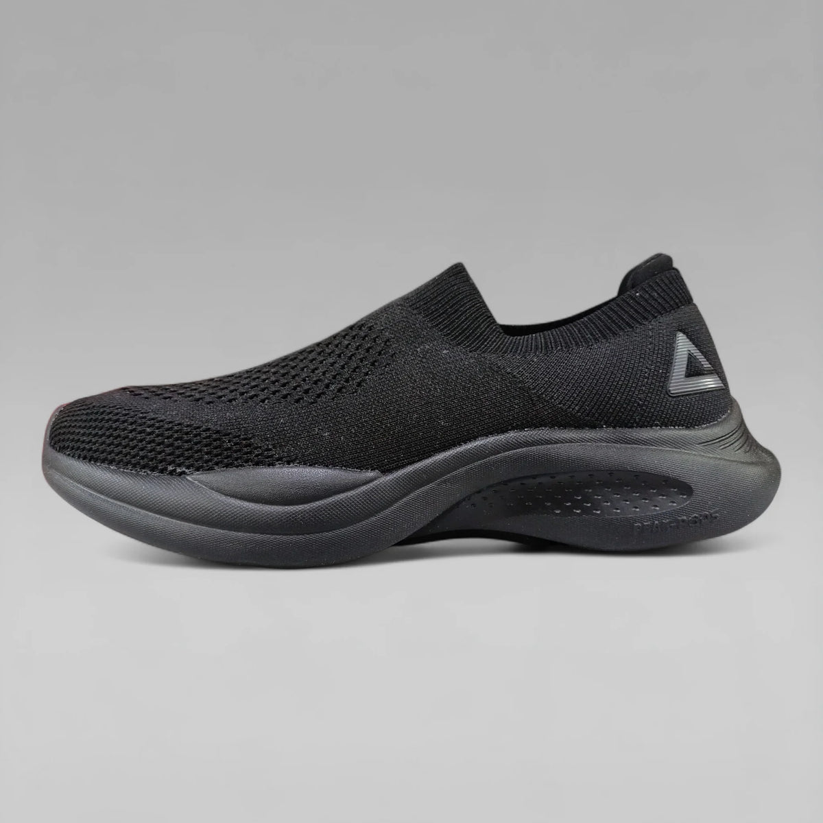 Peak Men Walking Shoes P-Pads Slip On All Black E231541J