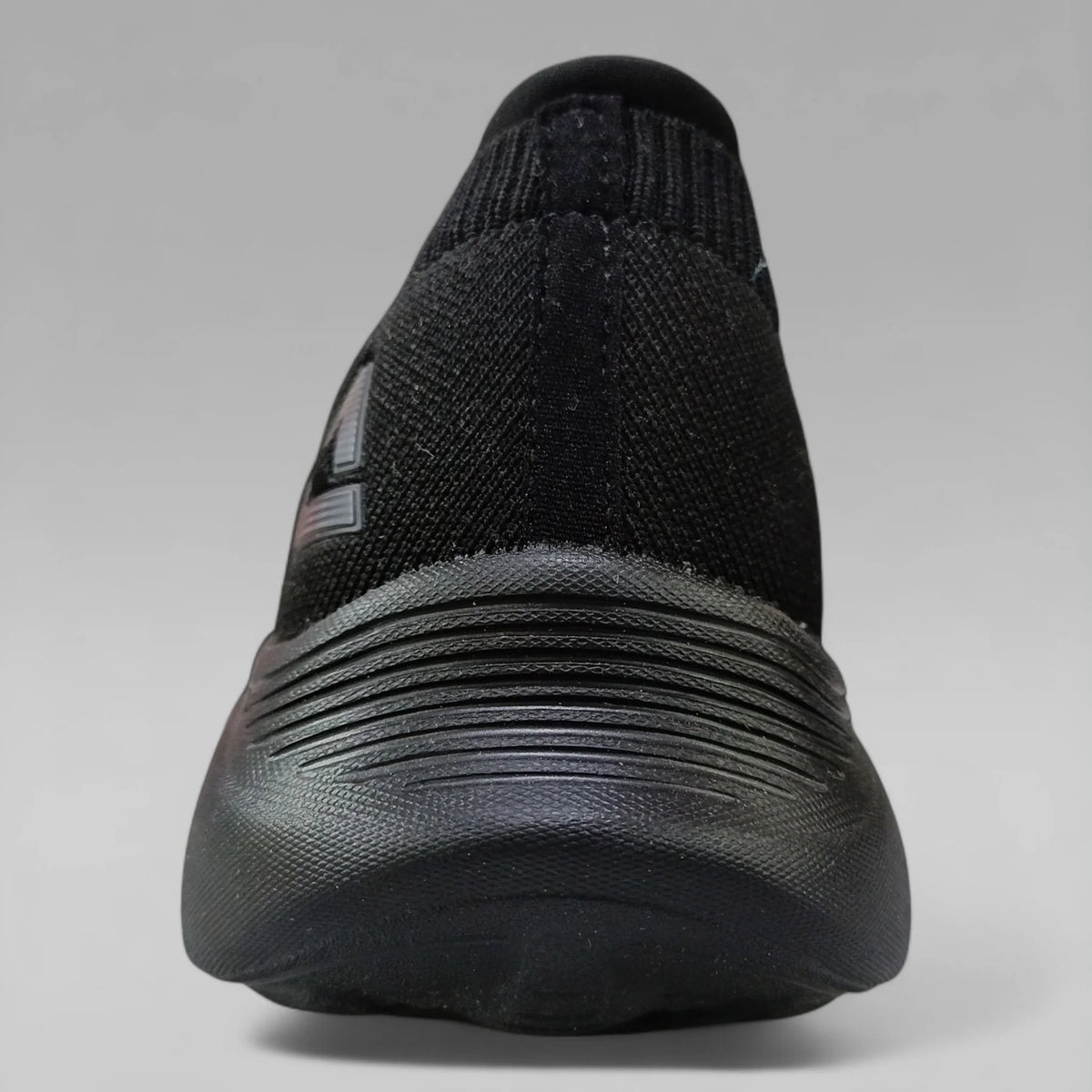 Peak Men Walking Shoes P-Pads Slip On All Black E231541J