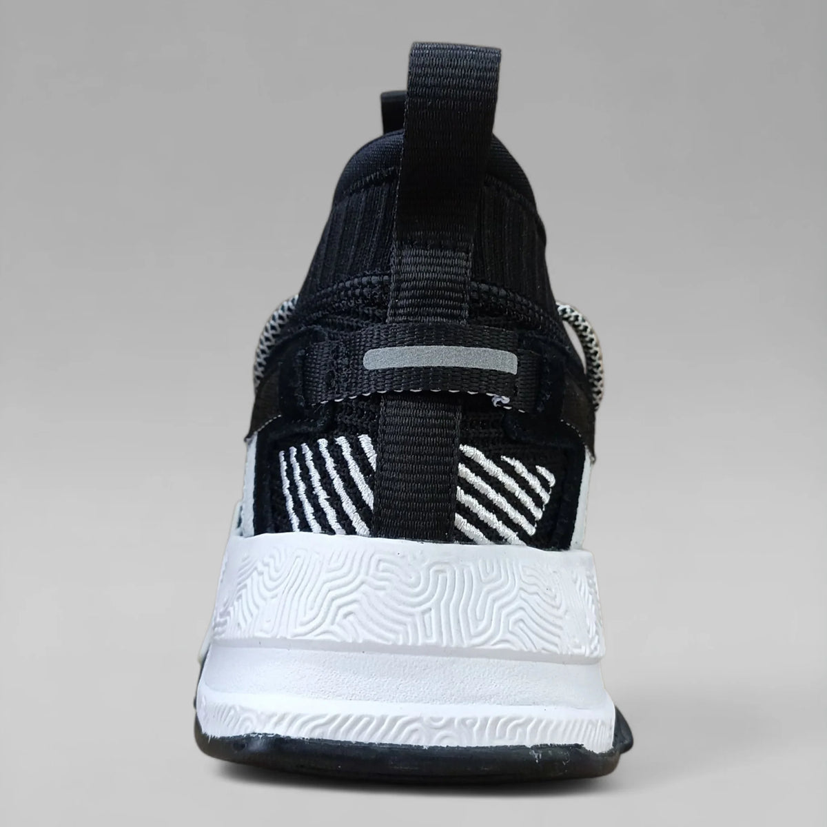 Peak Men Casual Shoes Taichi Urban Black White E93997E