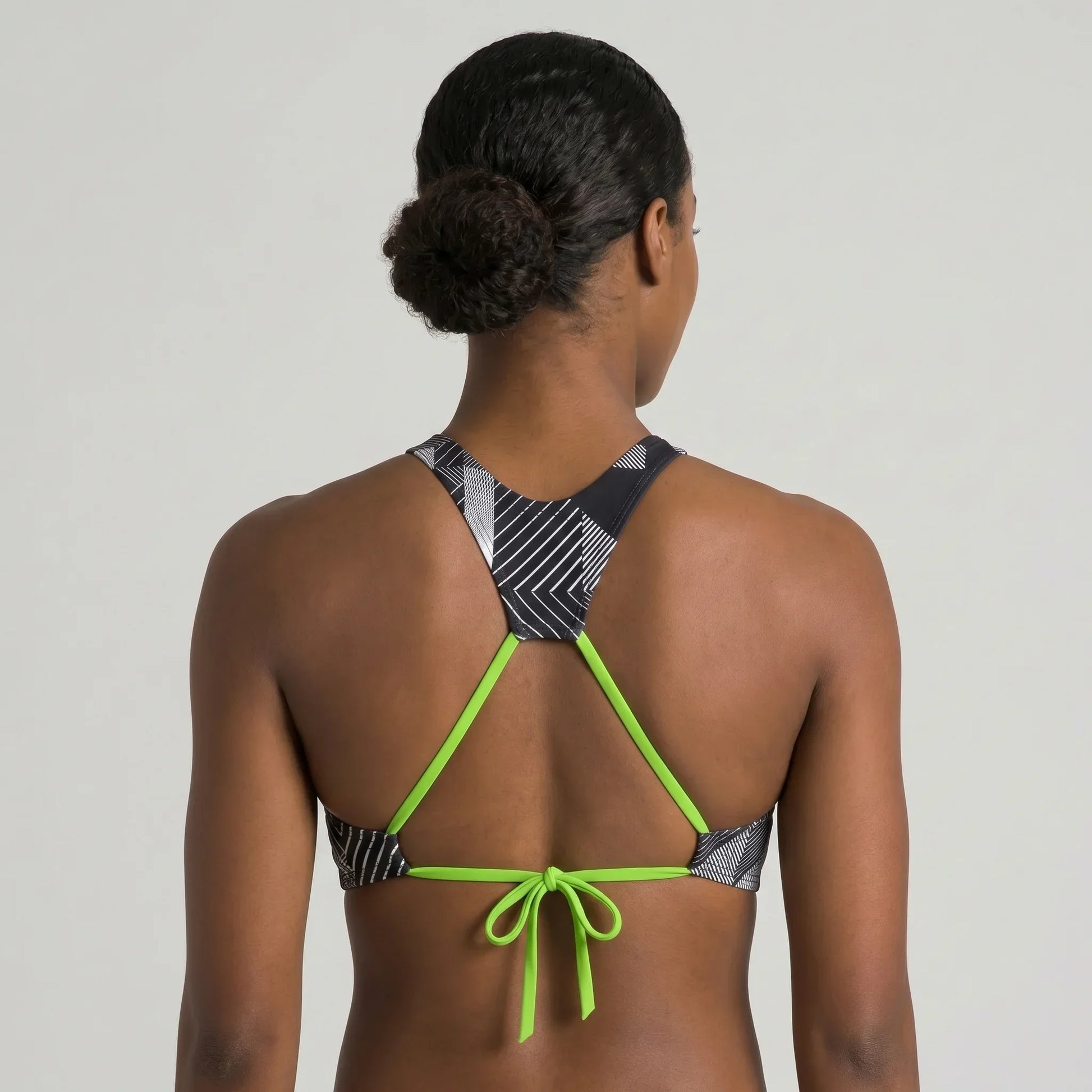 Black-Multi-Leaf / M