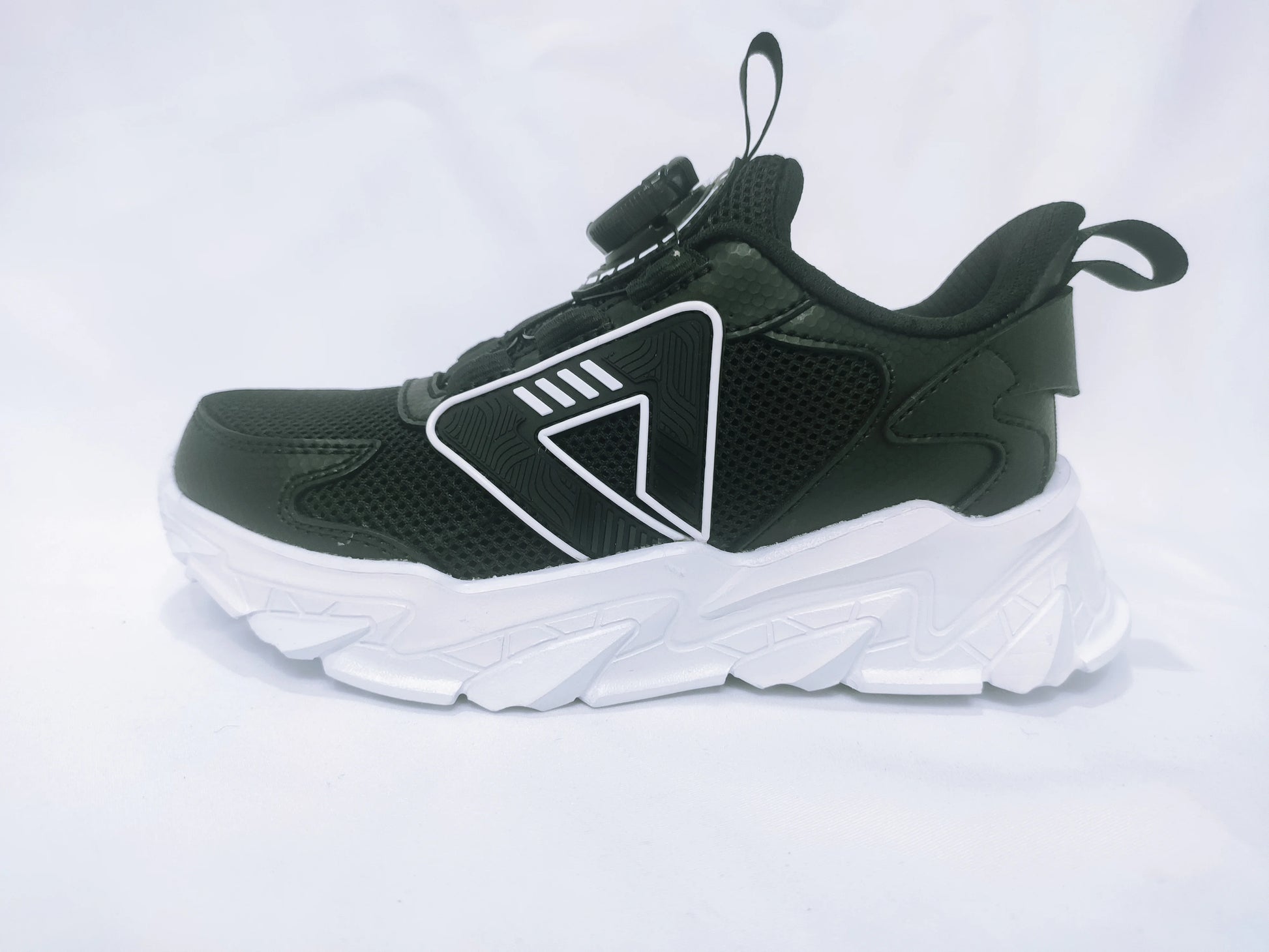 Black / 27