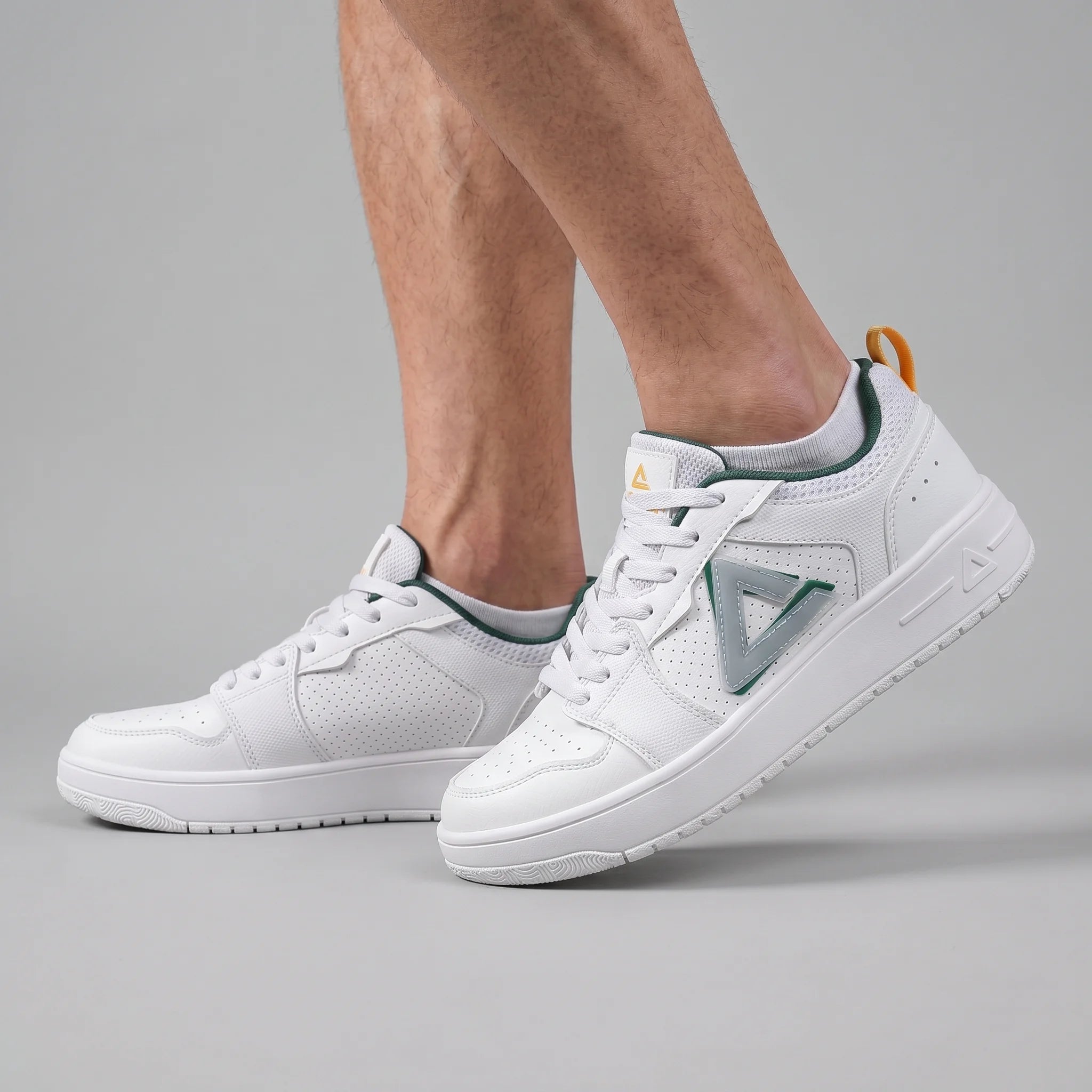 Peak Men Casual Shoes Taichi Cloud Pearl Ultra Light White Dark Green EXT52897B