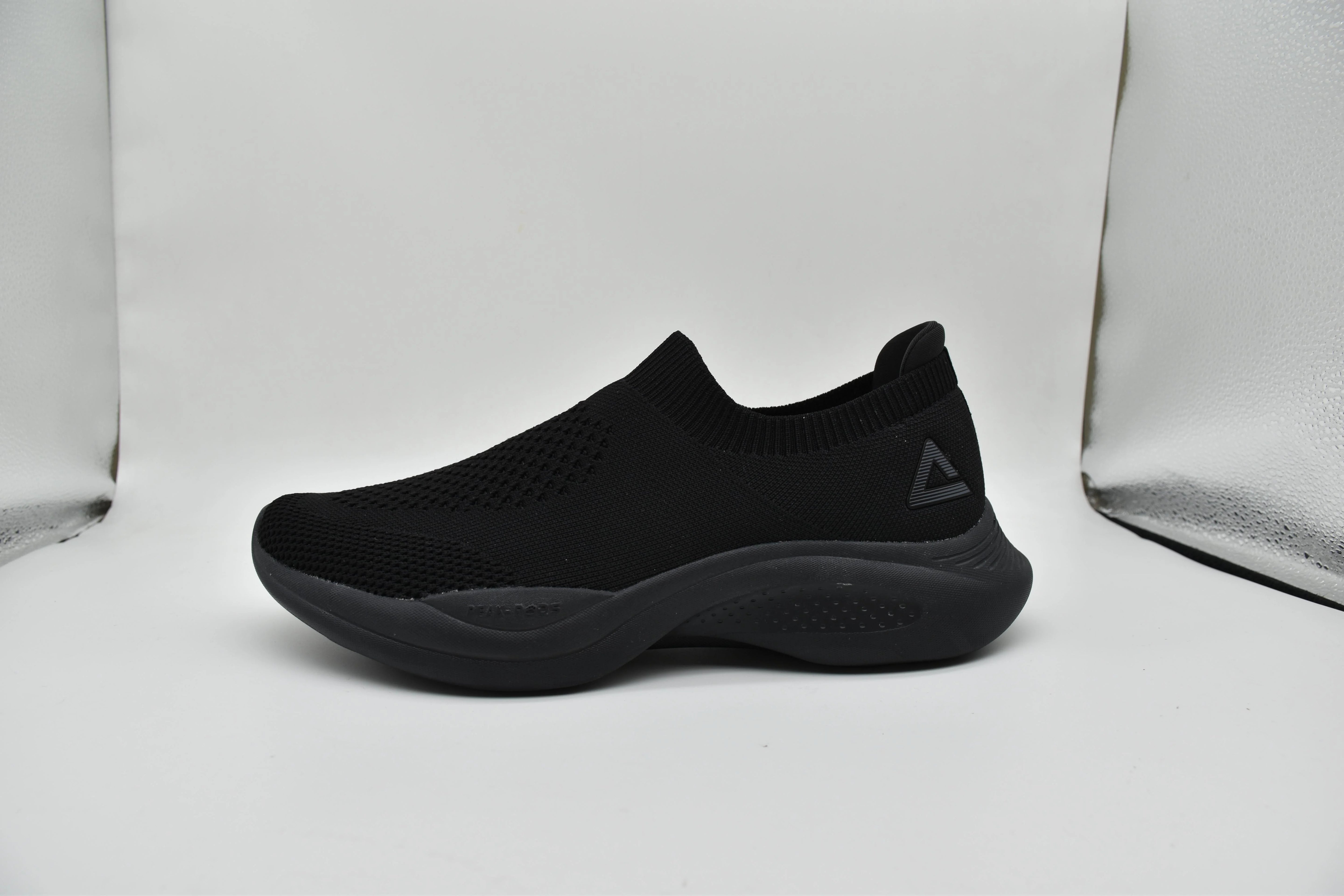 Peak Men Walking Shoes P-Pads All Black E231541J