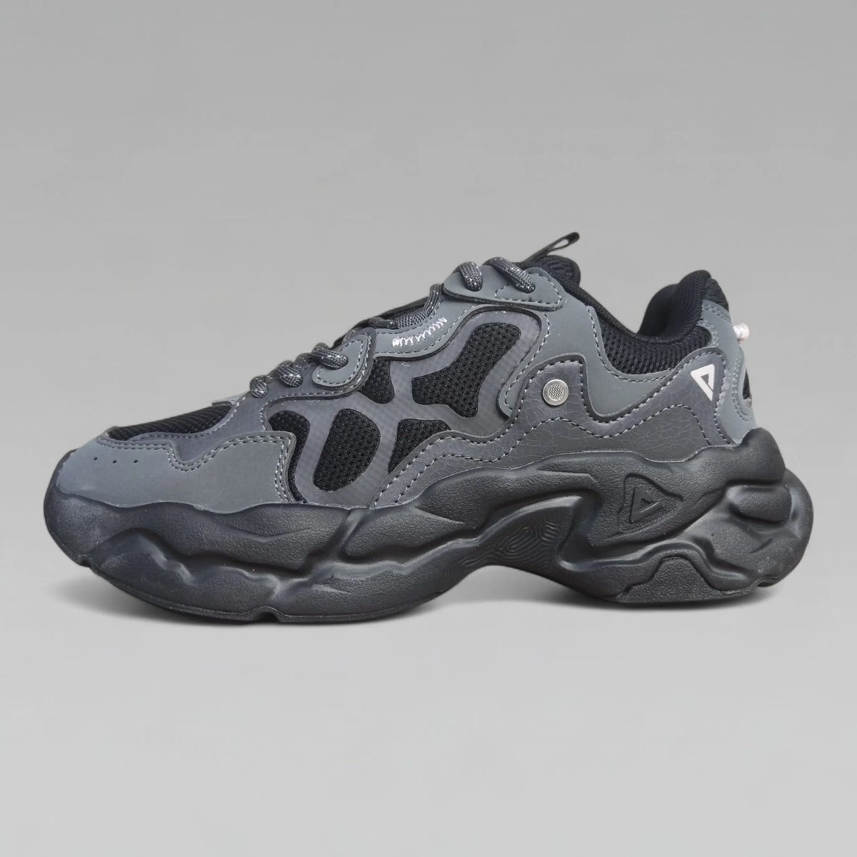Peak Women Casual Shoes Taichi Dark Grey Black ET44508E